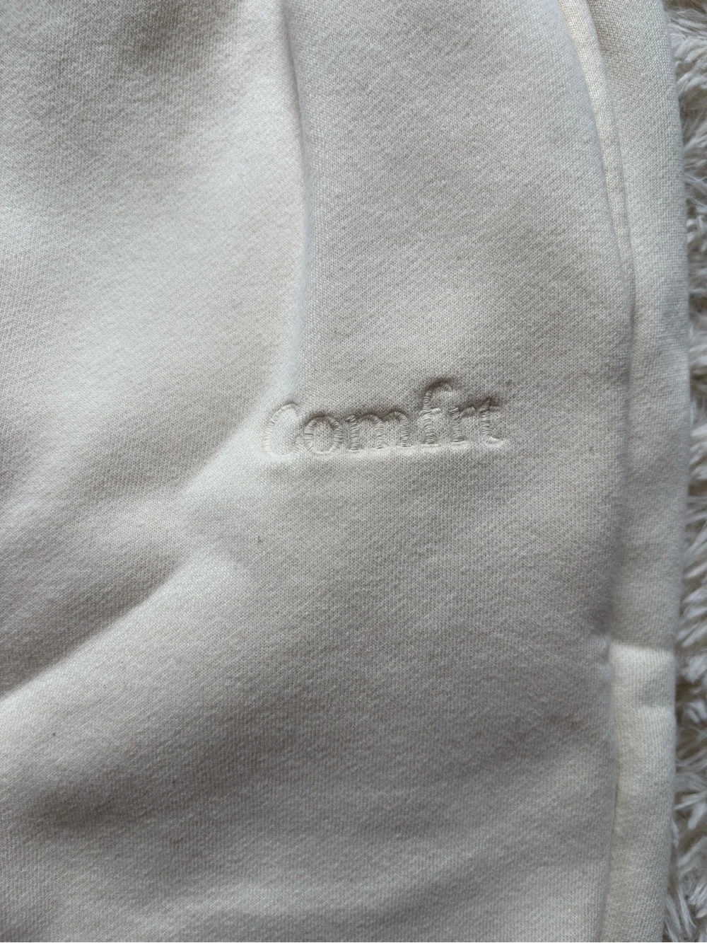 Pale yellow Comfrt Signature sweatpants